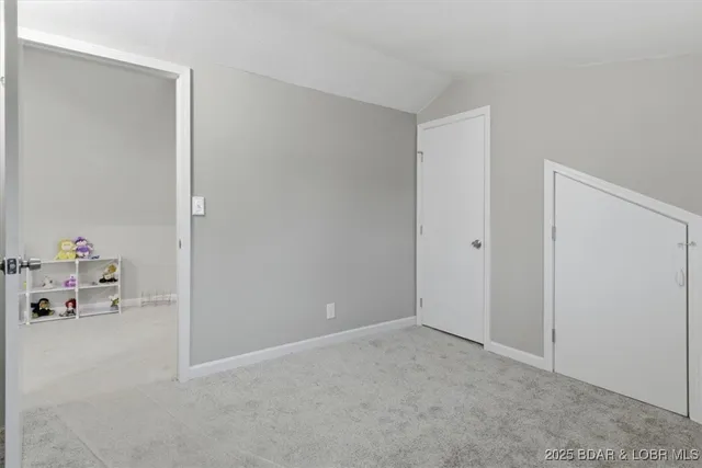 $450,000 | 93 Dry Hollow Road, Camdenton, MO 65020