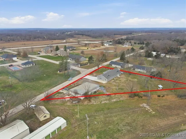 $450,000 | 93 Dry Hollow Road, Camdenton, MO 65020