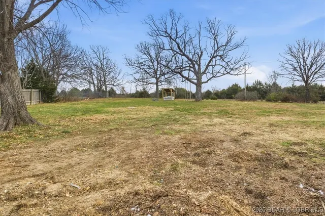 $450,000 | 93 Dry Hollow Road, Camdenton, MO 65020