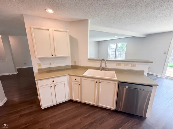 $310,000 | 8134 South Firefly Drive, Pendleton, IN 46064