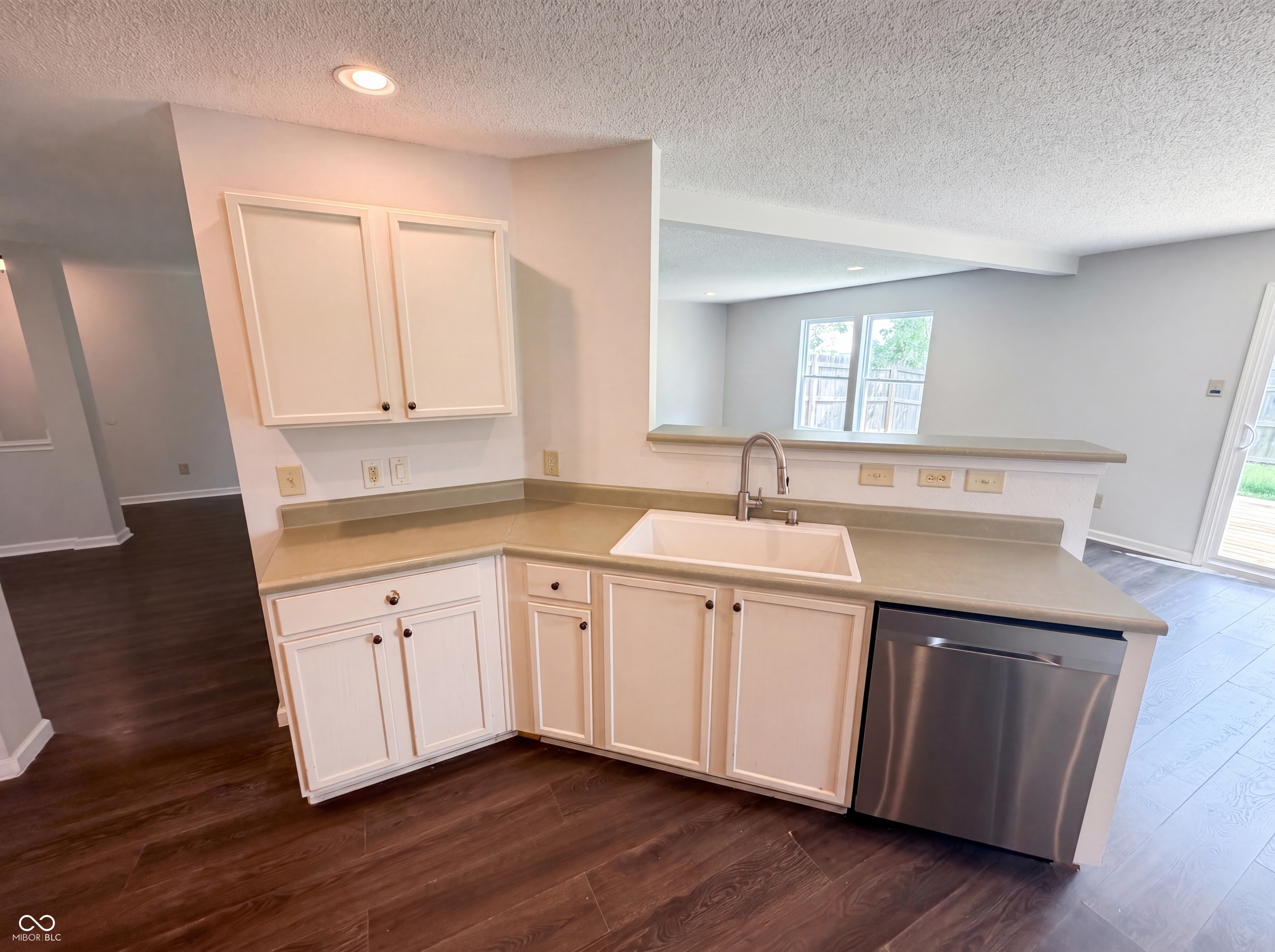 8134 South Firefly Drive Pendleton, IN 46064 - Photo 7 of 22