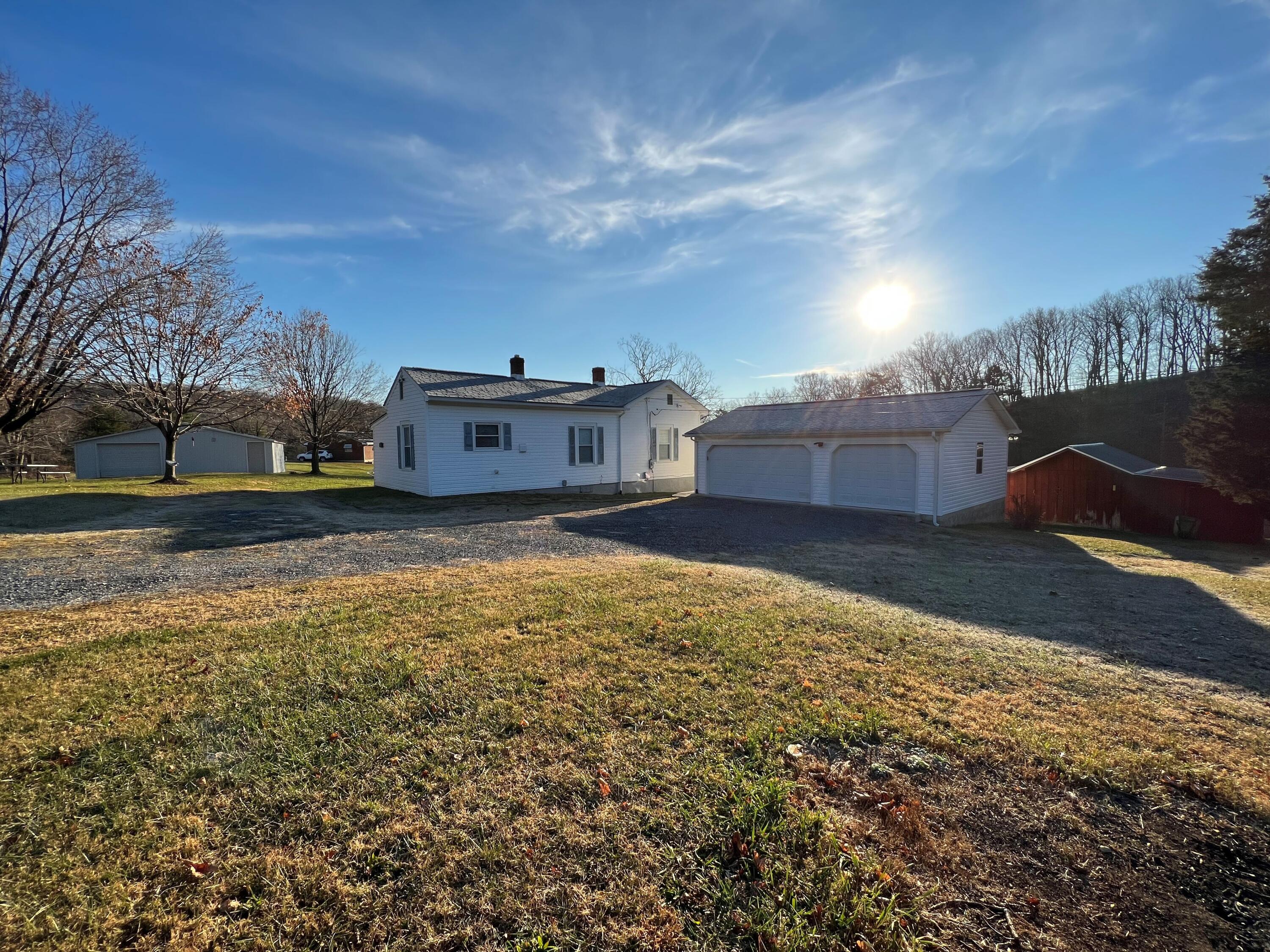 1100 Roswell Lane Blue Ridge, VA 24064 - Photo 1 of 59 photo 8