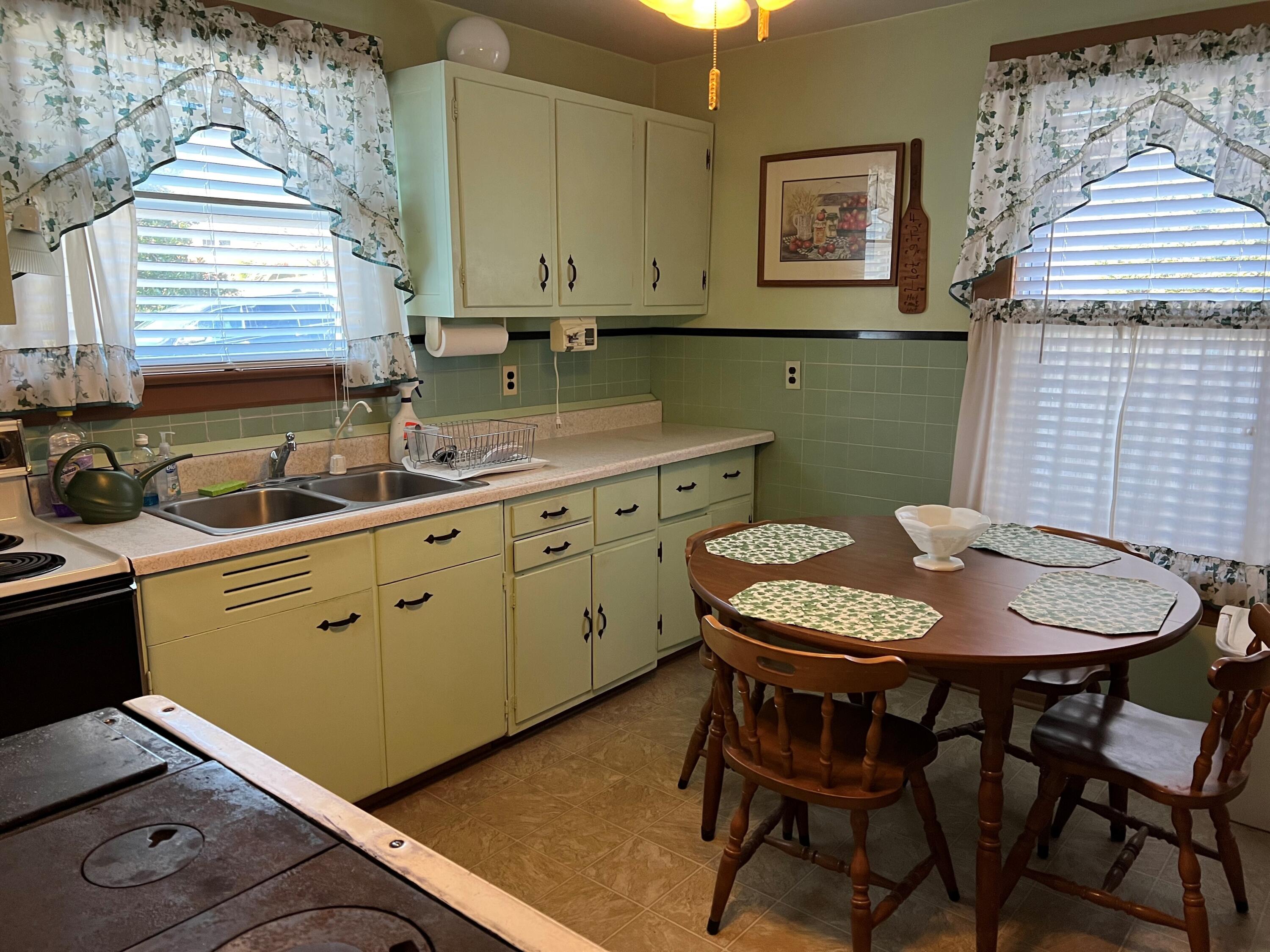 1100 Roswell Lane Blue Ridge, VA 24064 - Photo 20 of 59 photo 53
