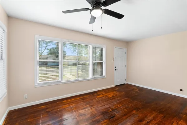 $1,295 | 4325 Ramsey Street, Corpus Christi, TX 78415