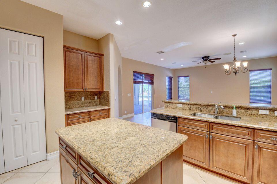 8800 Cobblestone Point Circle Boynton Beach, FL 33472 - Photo 25 of 44 Open Kitchen