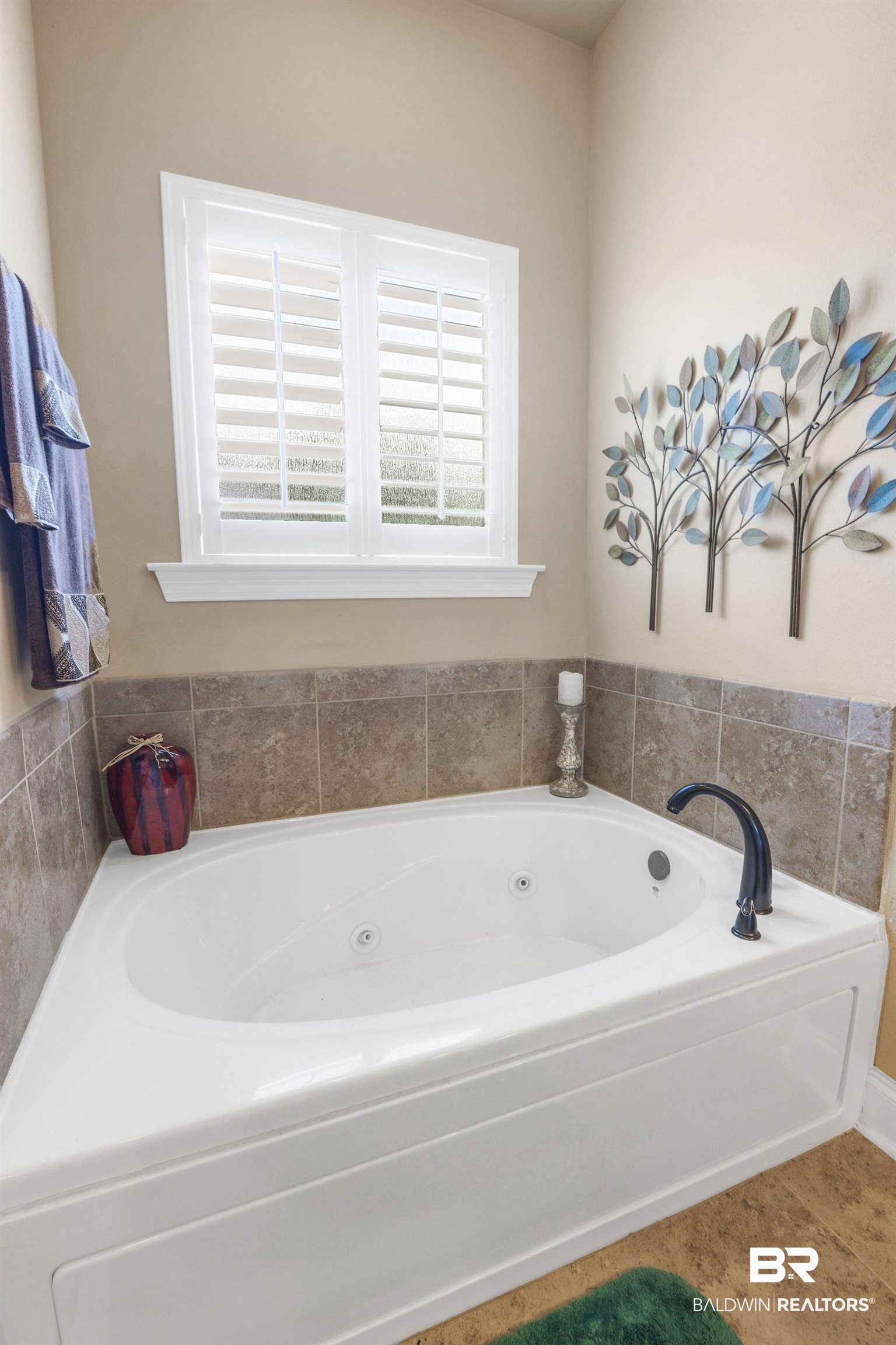 1090 Destin Avenue Foley, AL 36535 - Photo 14 of 30 Full bath with healthy amount of natural light and a whirlpool tub