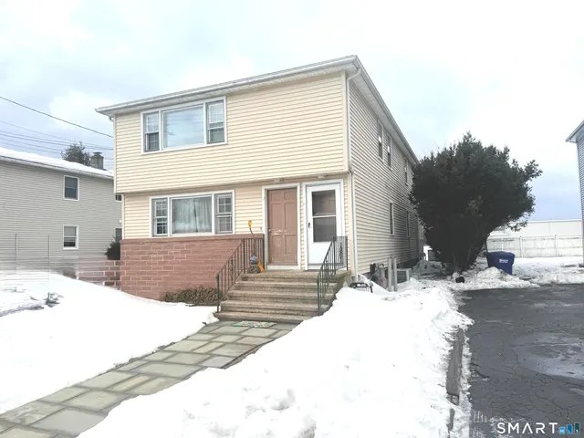 $2,570 | 27 Manila Avenue, Woodbridge, CT 06525