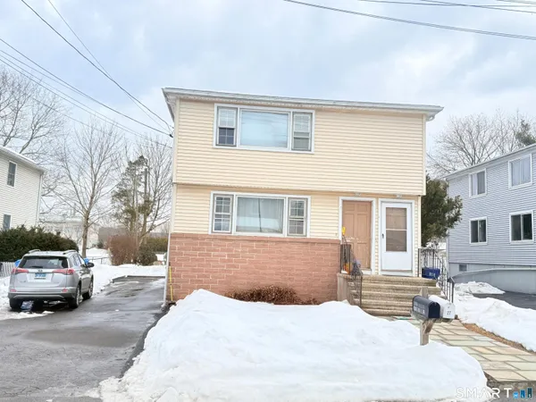$2,570 | 27 Manila Avenue, Woodbridge, CT 06525