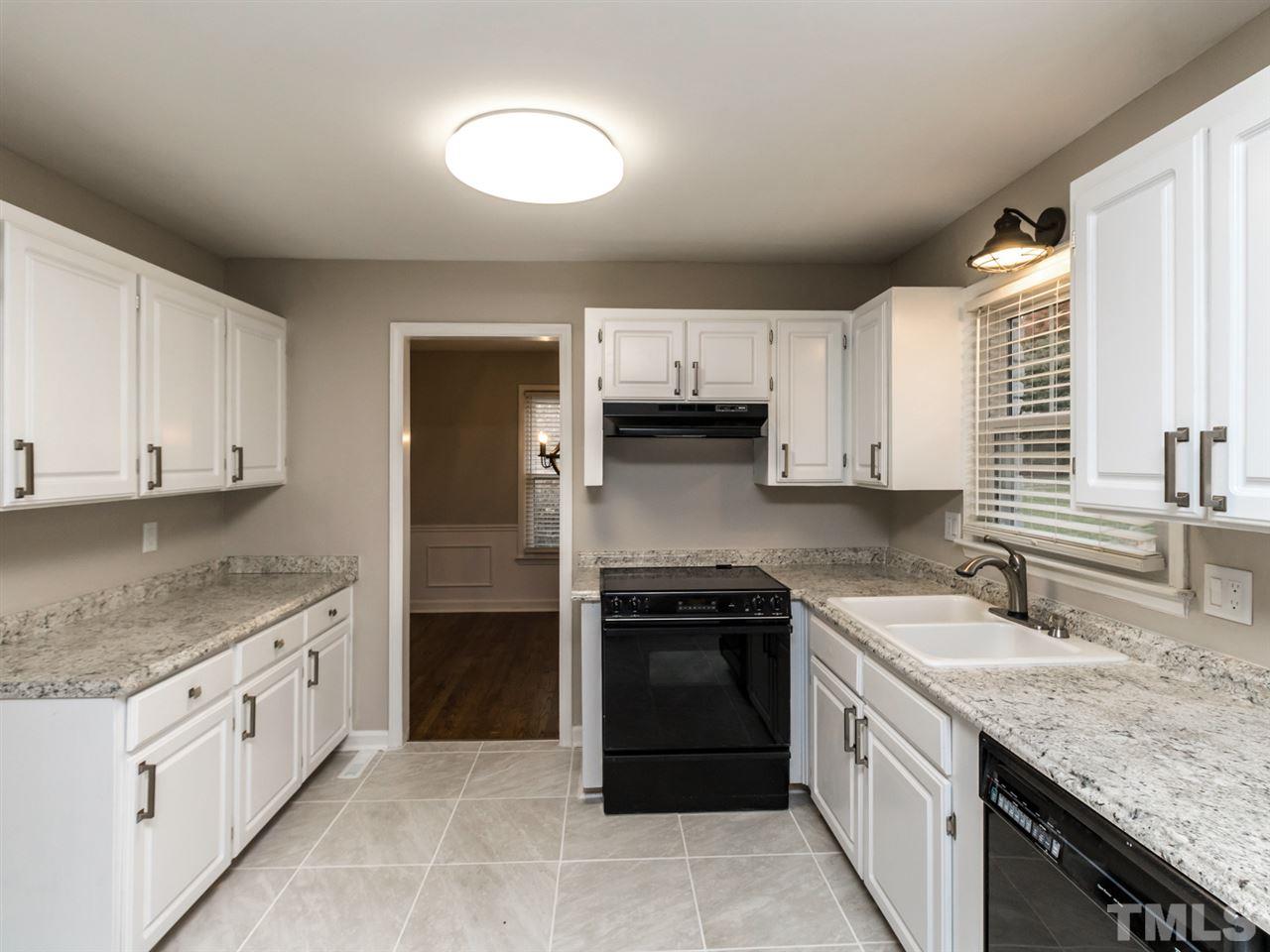213 Crestview Road Raleigh, NC 27609 - Photo 8 of 19