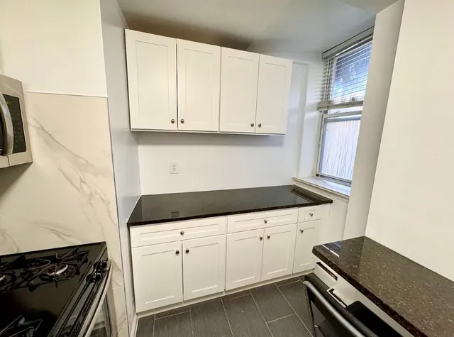 $328,000 | 84-70 129th Street, Unit B | Kew Gardens