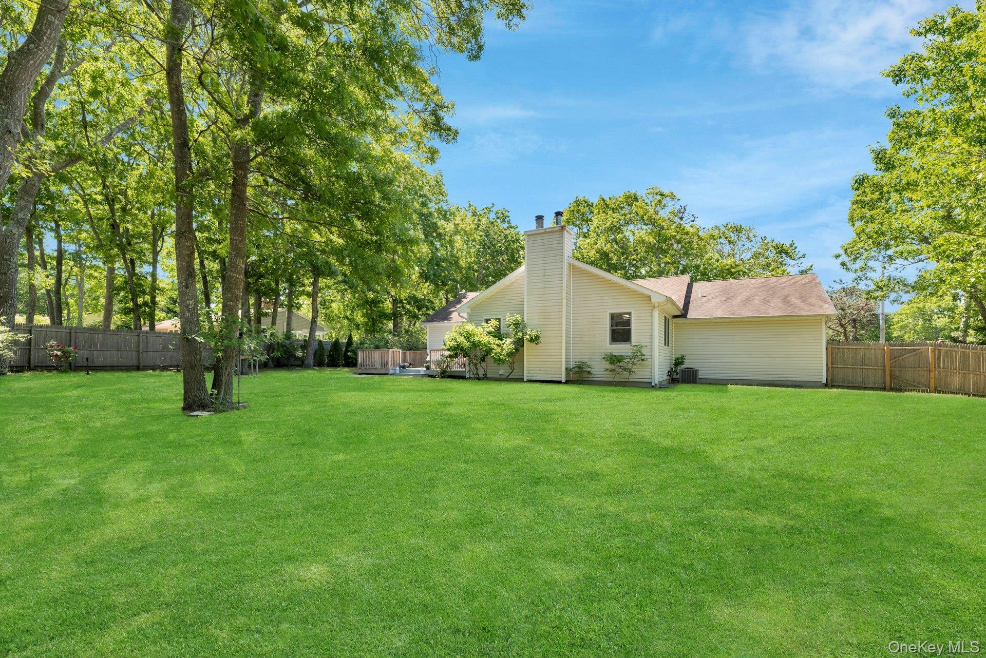 46 Sherwood Road Hampton Bays, NY 11946 - Photo 37 of 38