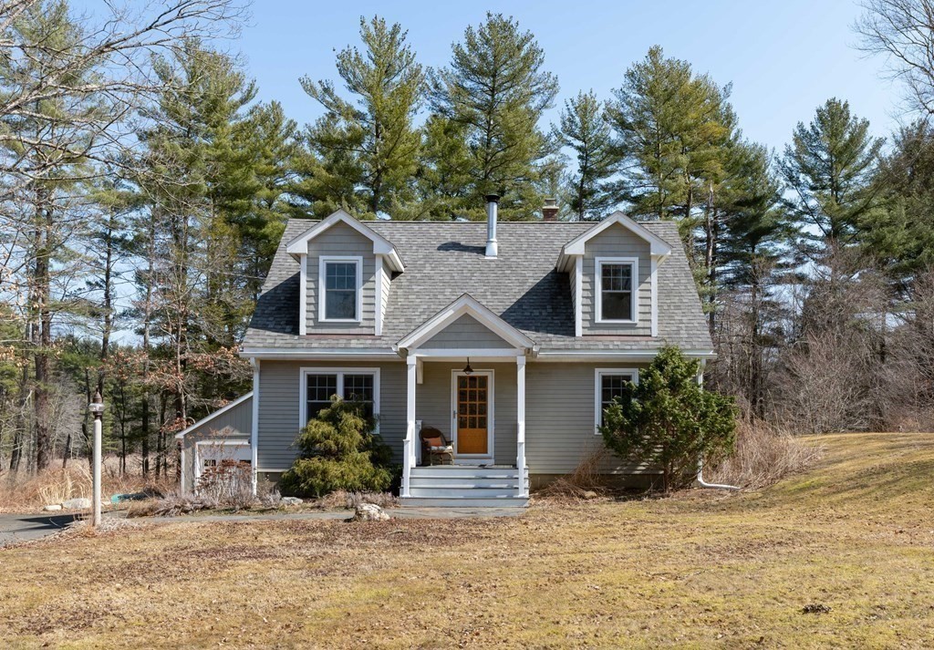 61 North Farms Road Northampton, MA 01062 - Photo 4 of 32