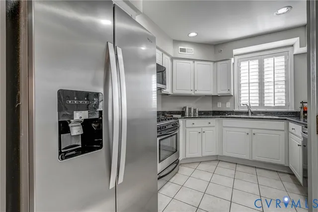 $399,950 | 22 West Lock Lane, Unit U7, Richmond, VA 23226
