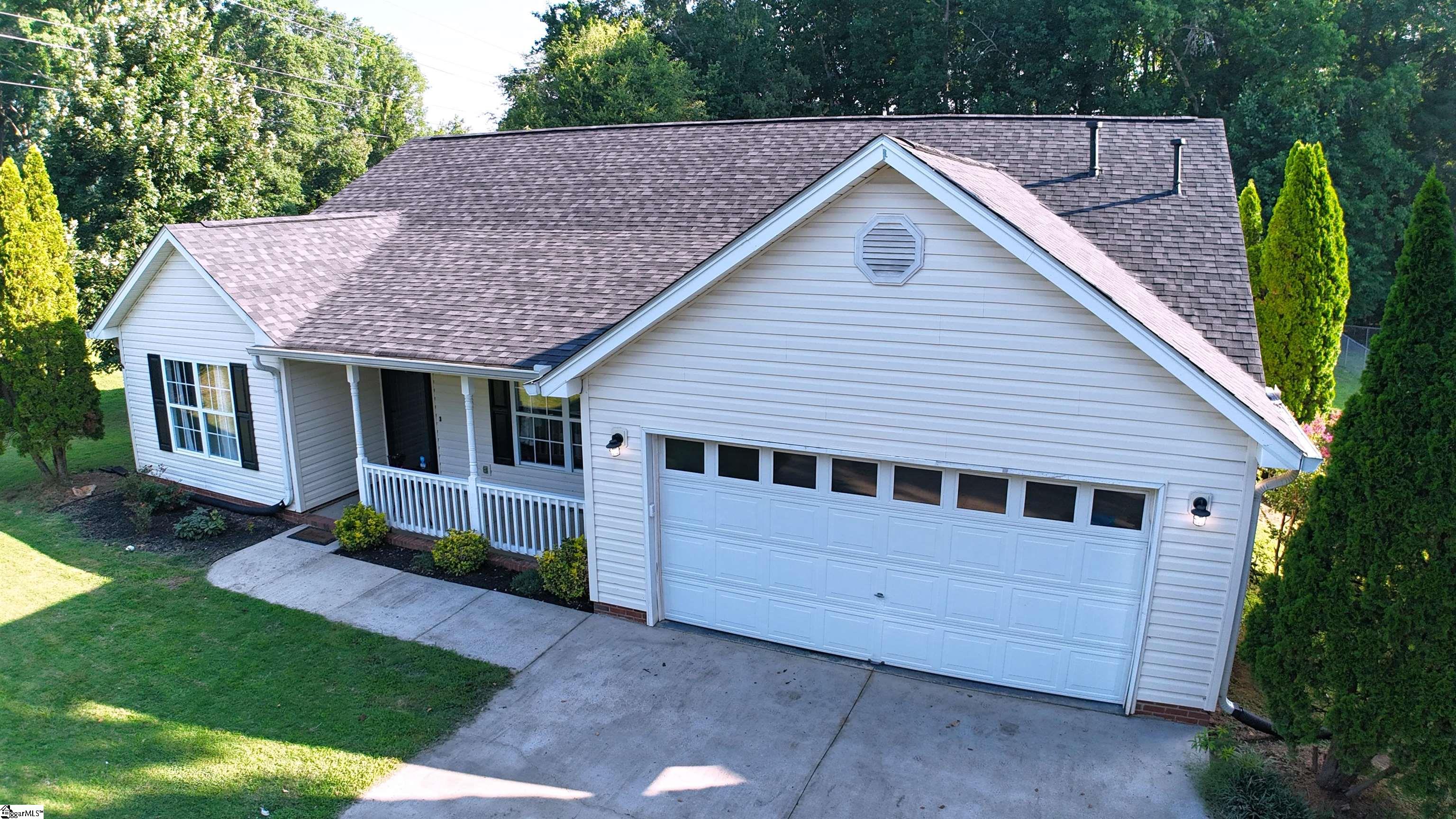 20 Two Gait Lane Simpsonville, SC 29680 - Photo 2 of 50