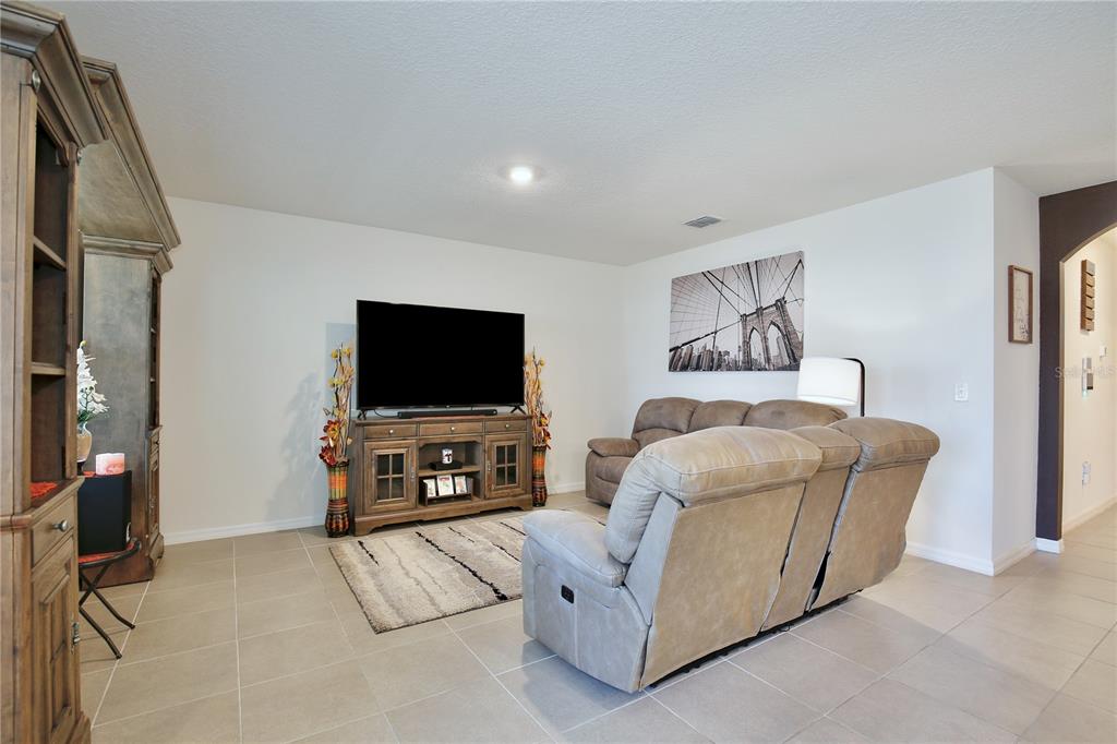 348 Hickory Course Radiel Ocala, FL 34472 - Photo 4 of 31