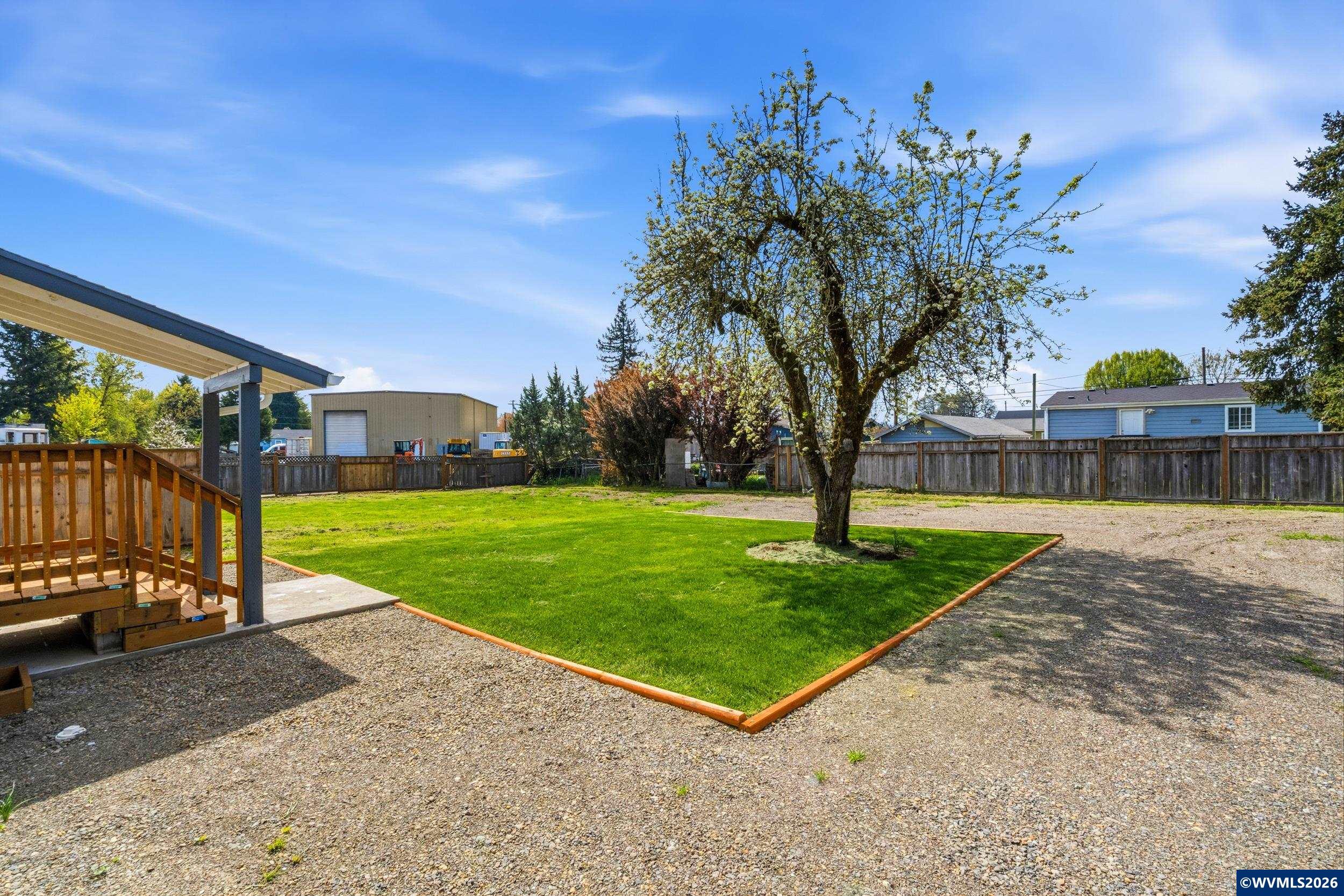 738 Log Cabin Street Independence, OR 97351 - Photo 23 of 34