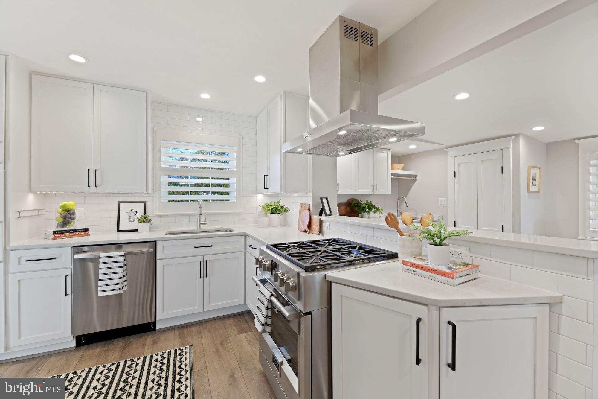 8015 Bainbridge Road Alexandria, VA 22308 - Photo 11 of 27