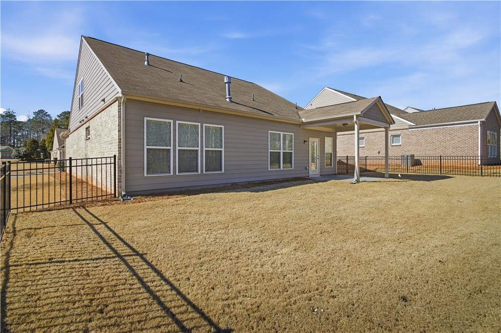 2925 Farmstead Way Suwanee, GA 30024 - Photo 33 of 41