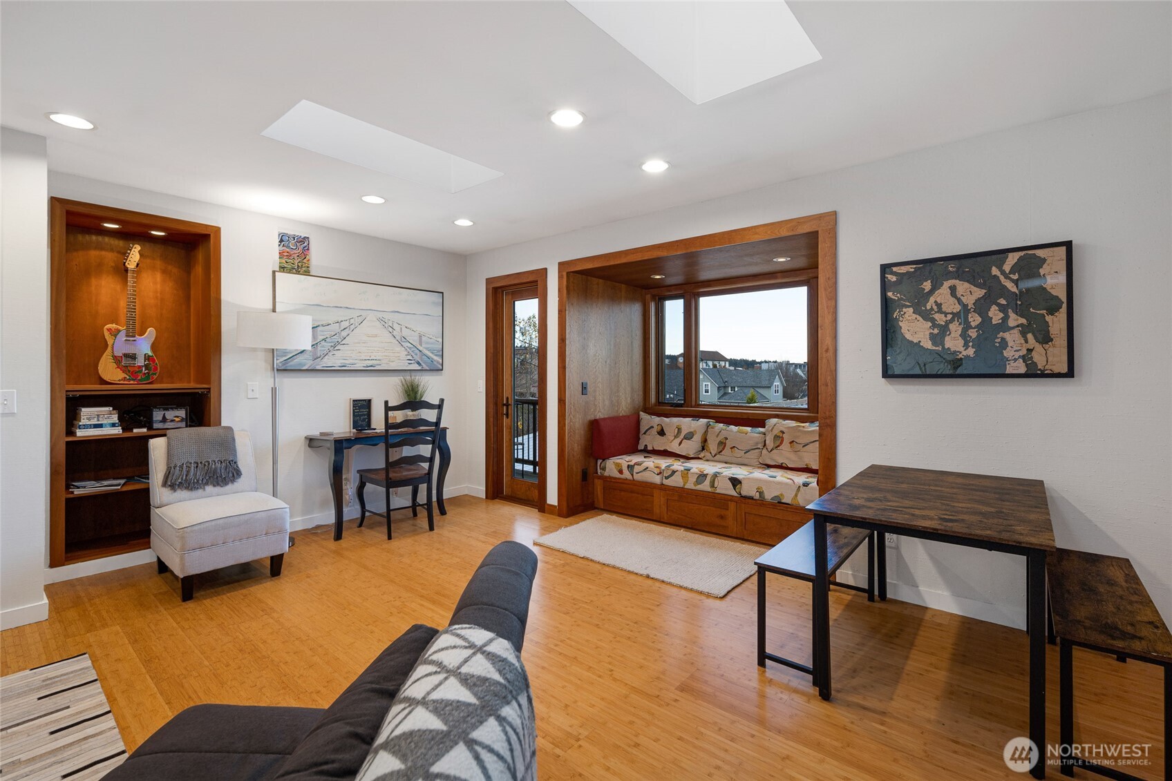 310 Spring Street, Unit F Friday Harbor, WA 98250 - Photo 6 of 20 a living room with furniture and a window