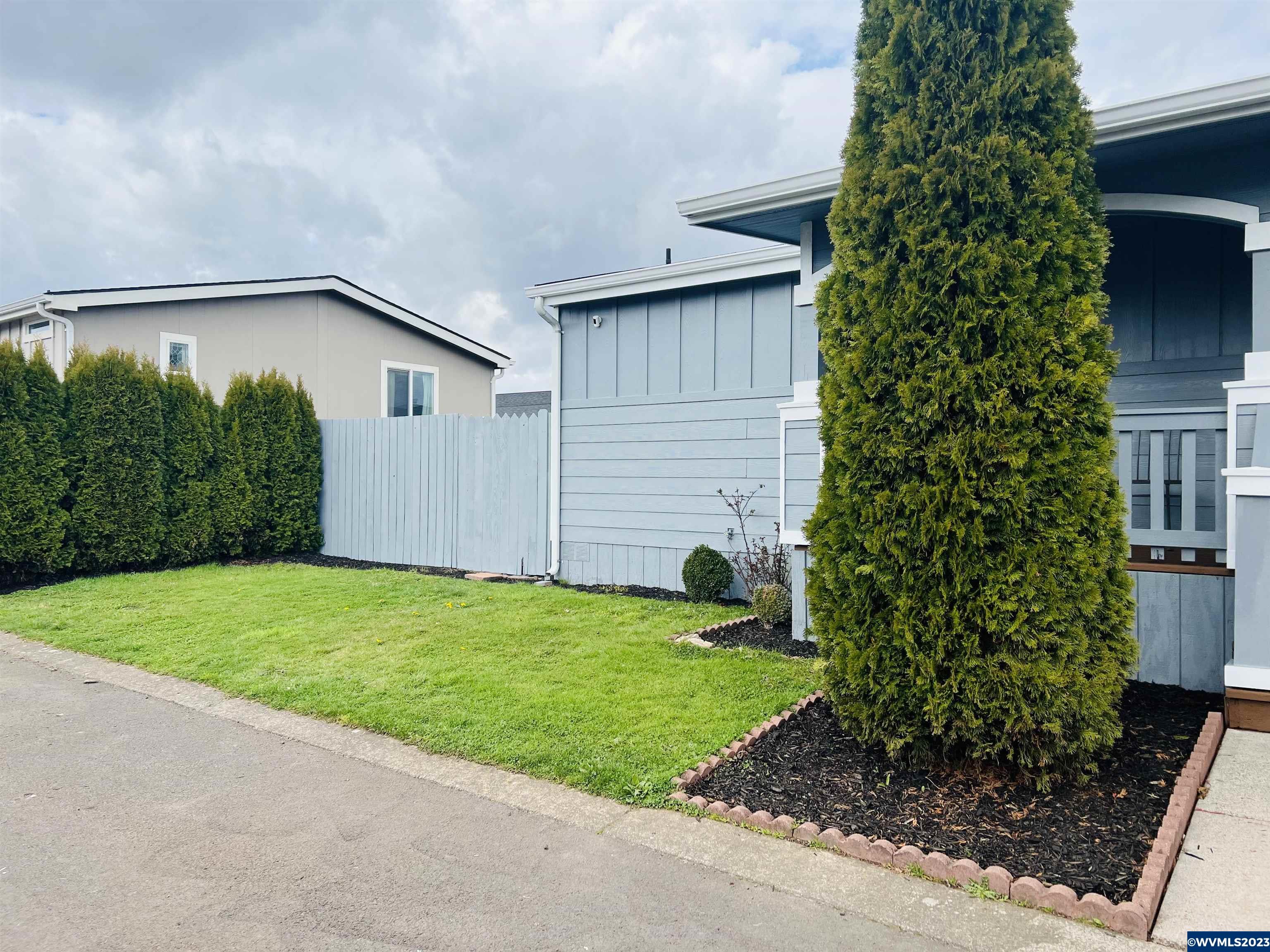 5178 Silver Loop Northeast Salem, OR 97305 - Photo 4 of 42