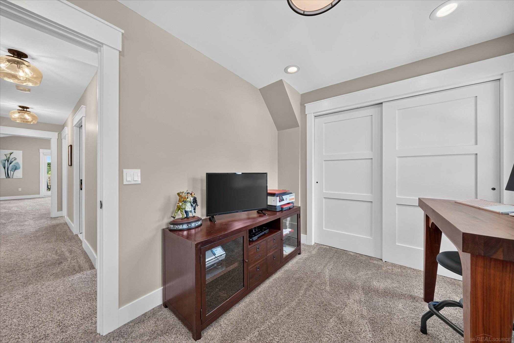 139 Albertson Street Rochester, MI 48307 - Photo 24 of 52