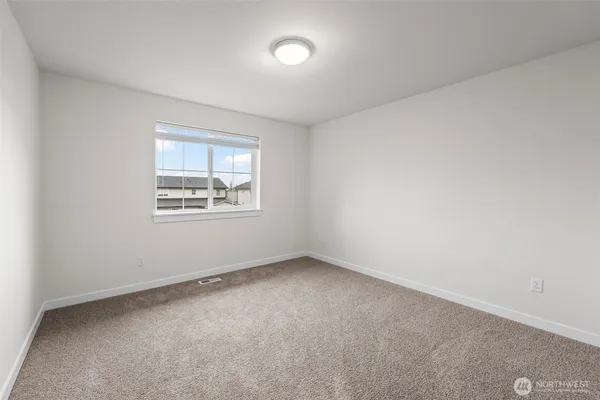 $899,950 | 3189 Roosevelt Avenue, Enumclaw, WA 98022