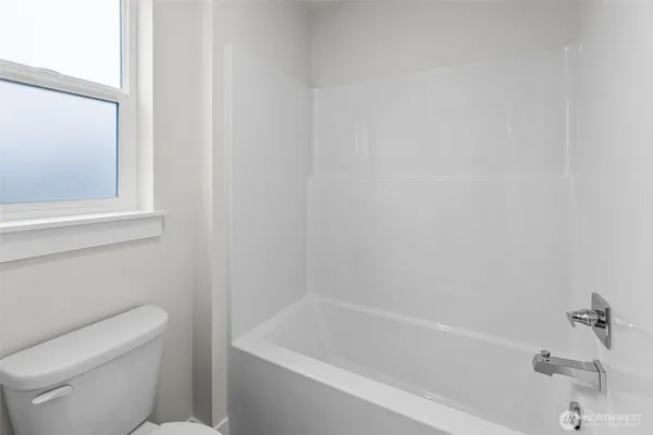 $899,950 | 3189 Roosevelt Avenue, Enumclaw, WA 98022