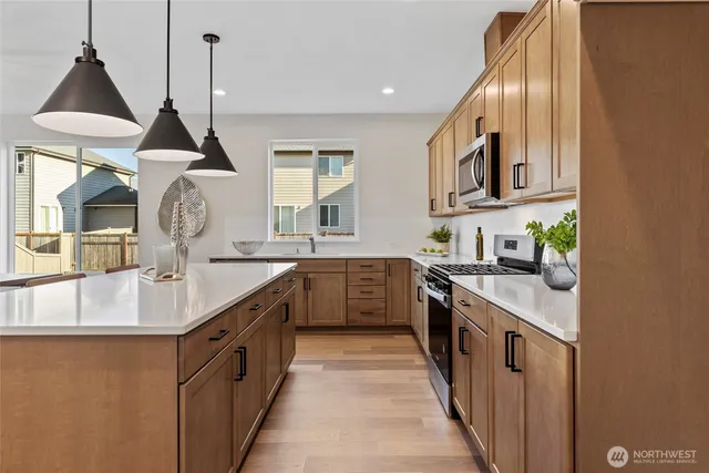 $924,950 | 3189 Roosevelt Avenue, Enumclaw, WA 98022