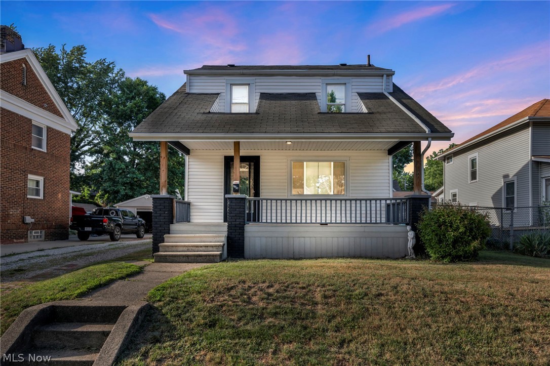1617 Hampton Road Akron, OH 44305 - Photo 1 of 32