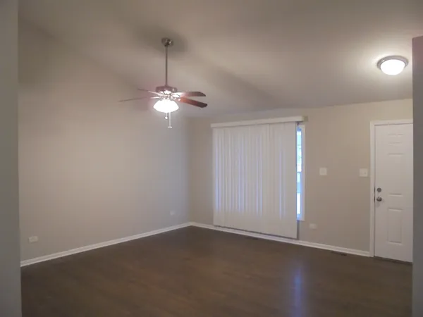$2,395 | 3414 Cathy Drive, Joliet, IL 60431