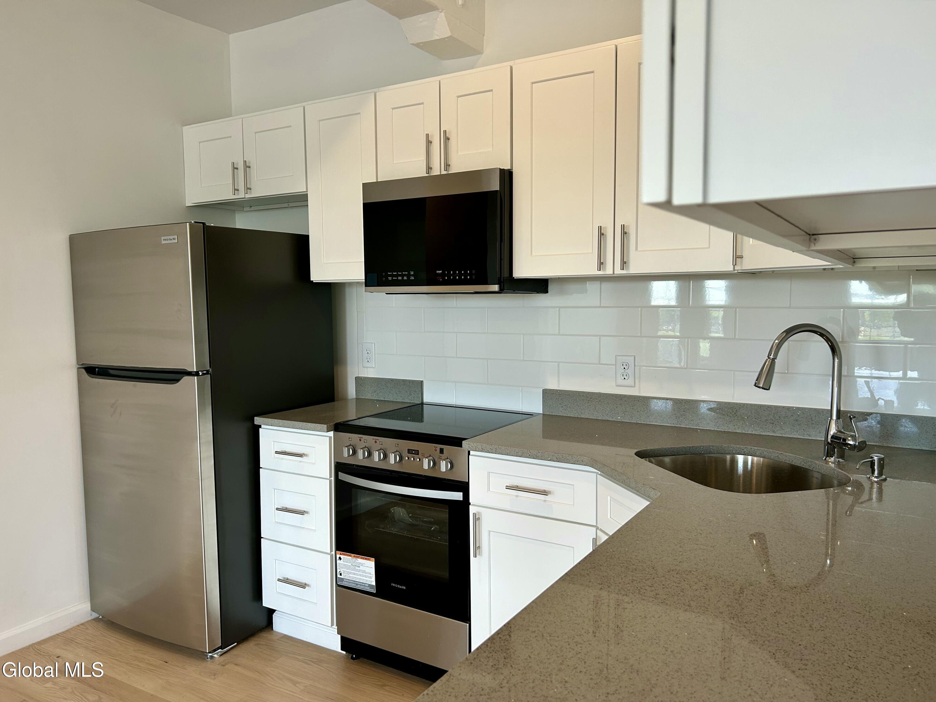 155 River Street, Unit 3A Troy, NY 12180 - Photo 9 of 27 2A