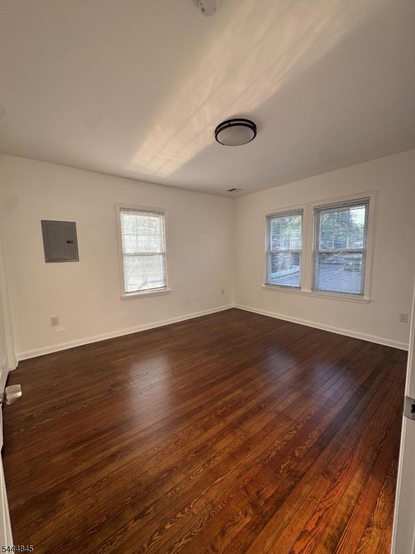 50 Elm Road Caldwell, NJ 07006 - Photo 8 of 13