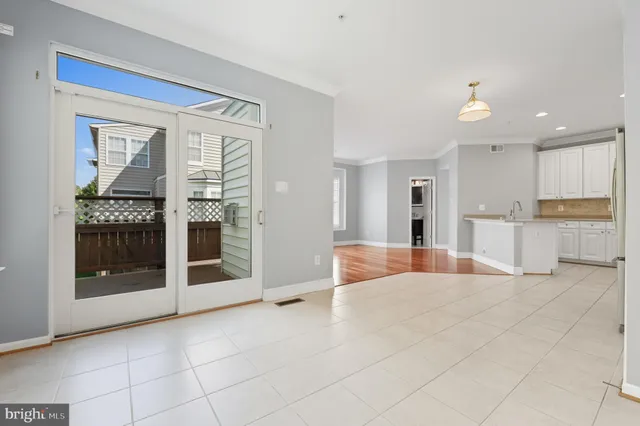 $3,800 | 3436 Dental Court, Edgewater, MD 21037