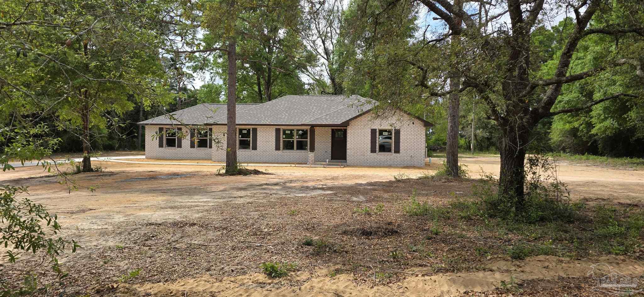 8837 Antietam Road Milton, FL 32583 - Photo 2 of 20