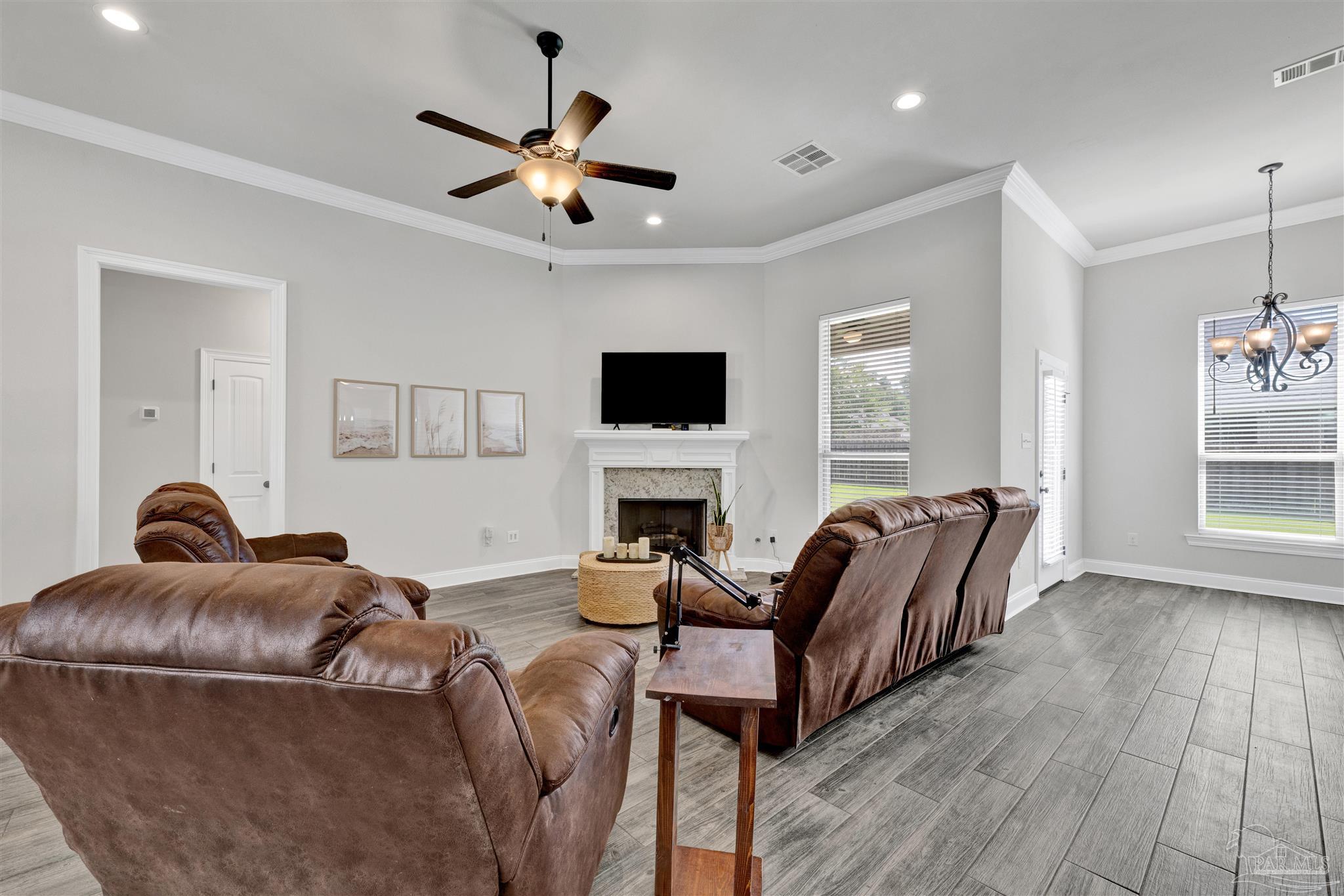 1576 Sawyers Rdg Cove Cantonment, FL 32533 - Photo 6 of 23