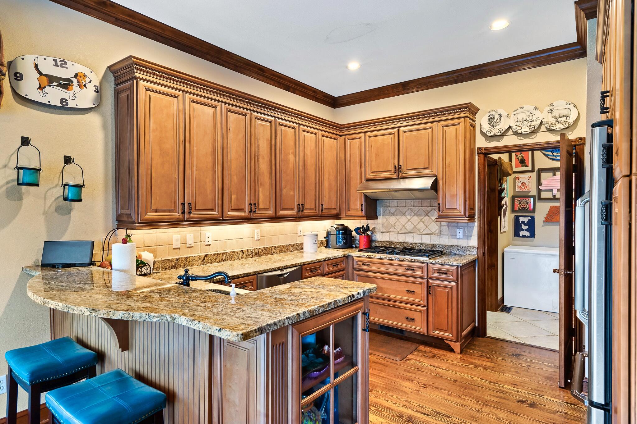 137 Harness Road New Tazewell, TN 37825 - Photo 9 of 40 137H-11