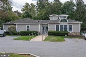 $2,800 | 111 Briarcliff Court, Unit 111, Glen Mills, PA 19342