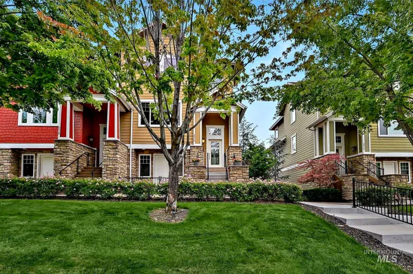 $688,888 | 2476 North Bogus Basin Road, Boise, ID 83702