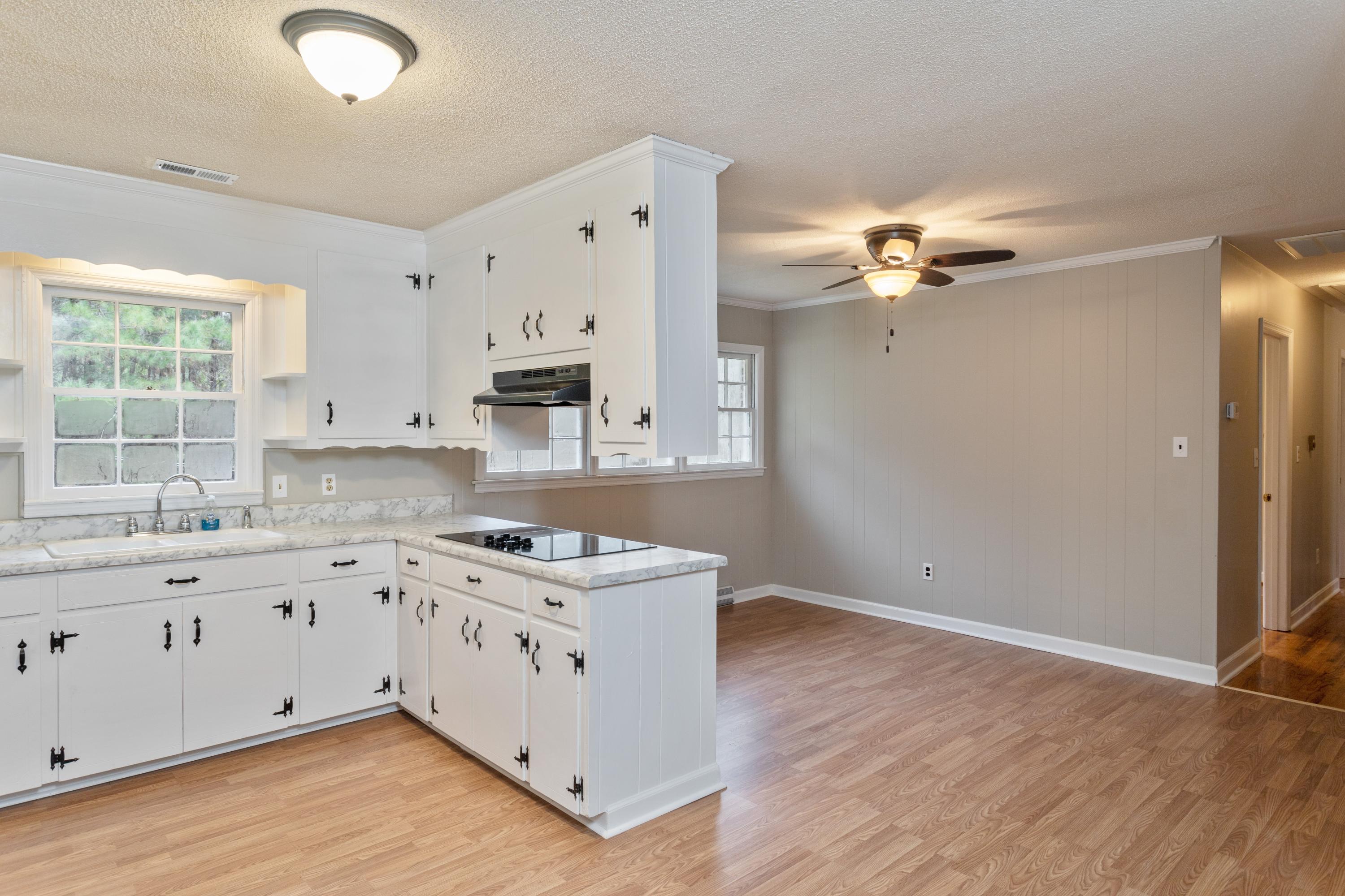 6432 Badham Drive Reevesville, SC 29471 - Photo 9 of 27 08_6432BadhamDr_2008_HiRes