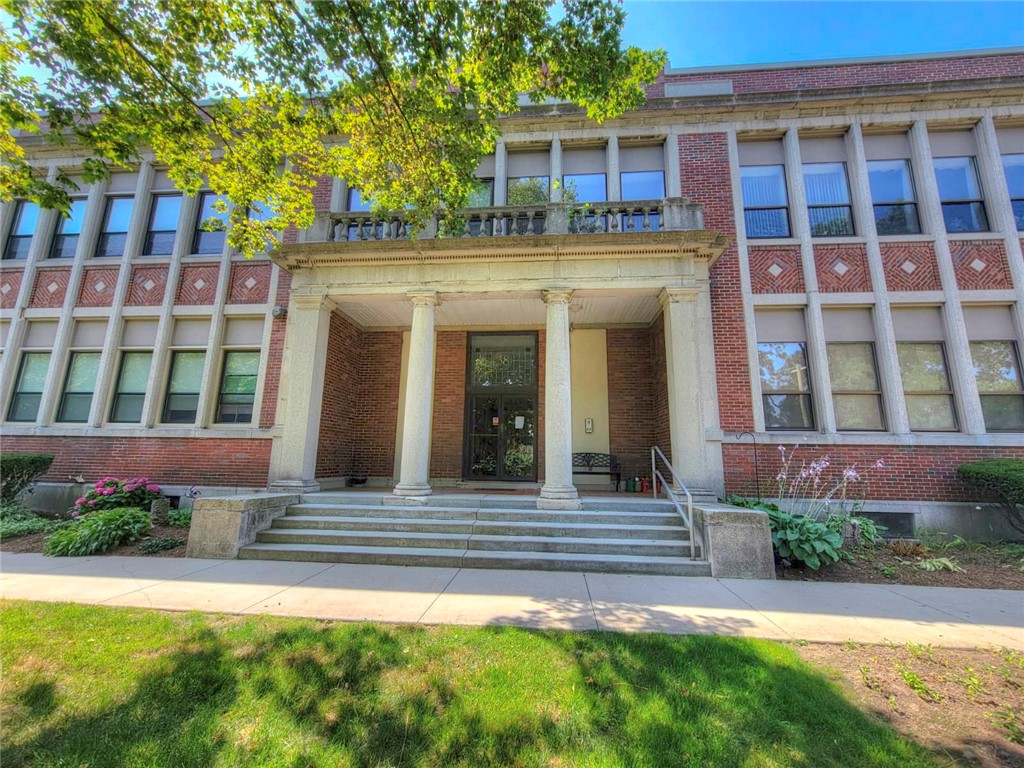 270 Latta Road, Unit UN111 Rochester, NY 14612 - Photo 35 of 40 Main building