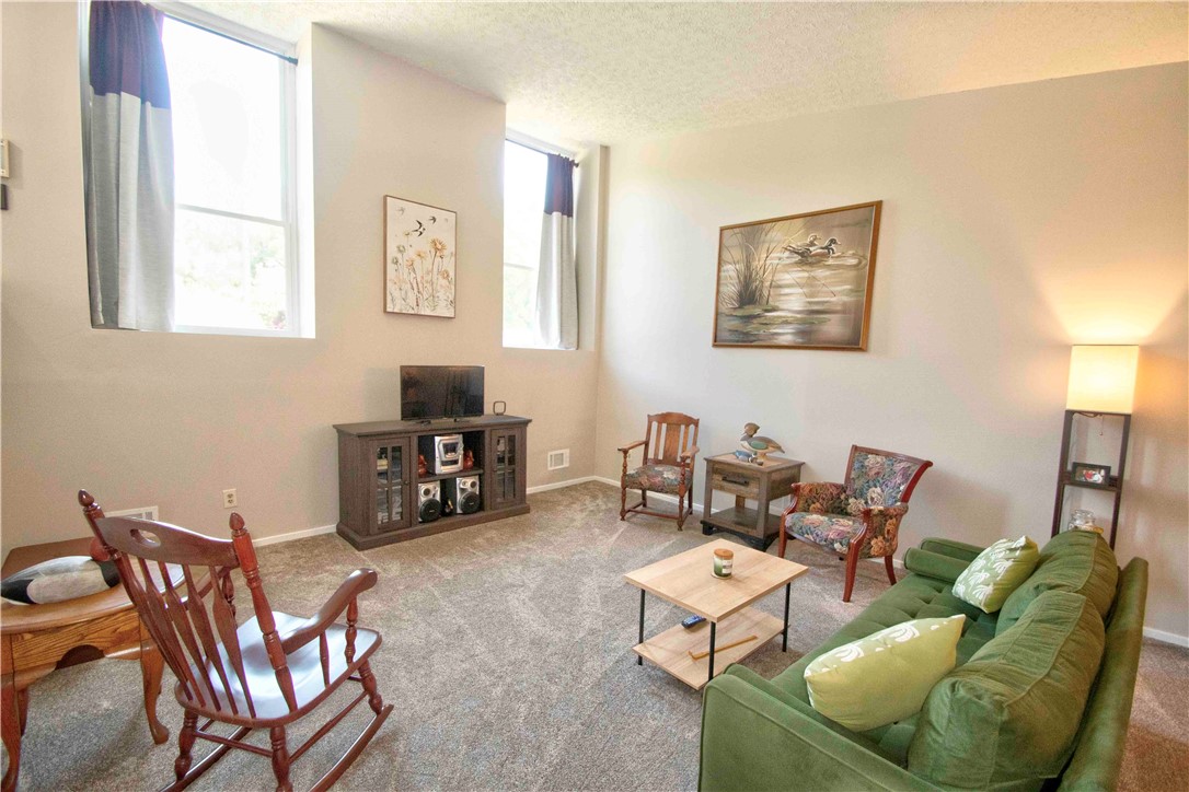 270 Latta Road, Unit UN111 Rochester, NY 14612 - Photo 4 of 40