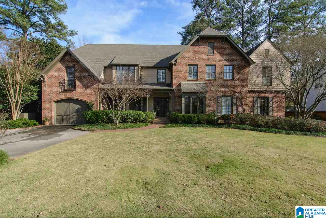 36 Crestview Circle Birmingham, AL 35213 - Photo 1 of 48