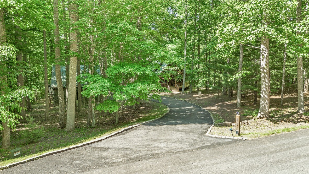 387 Woodland Ridge Lansing, NC 28643 - Photo 4 of 41