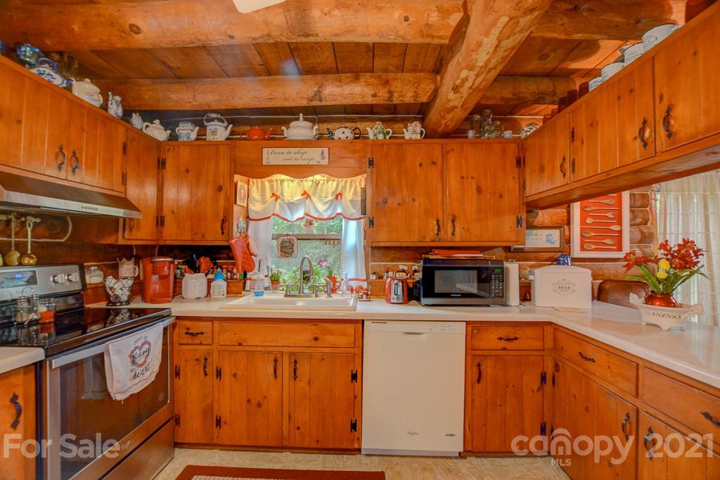 79 Rock Branch Road Fairview, NC 28730 - Photo 4 of 43 Gallery Image 4