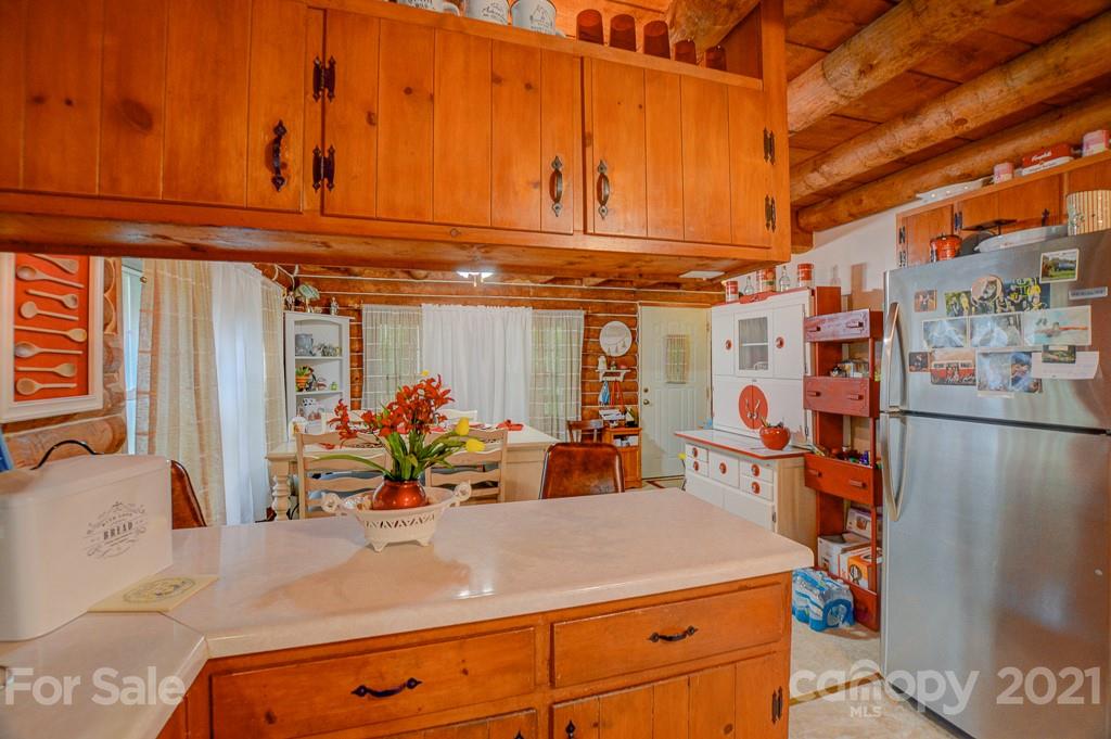 79 Rock Branch Road Fairview, NC 28730 - Photo 6 of 43 Gallery Image 6