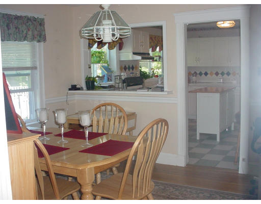 459-461 Albemarle Road Newton, MA 02460 - Photo 4 of 13