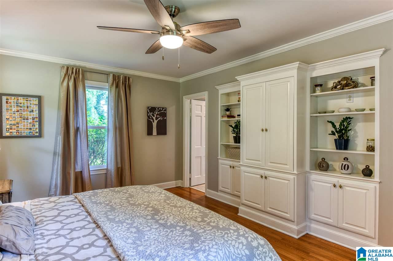 1887 Shades Crest Road Birmingham, AL 35216 - Photo 24 of 49