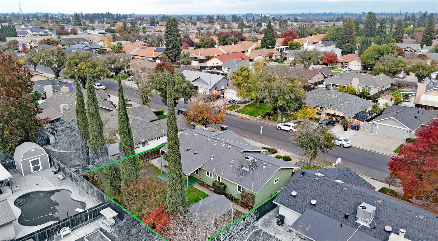 1417 Fransen Lane Modesto, CA 95355 - Photo 29 of 30 an aerial view of multiple houses with yard