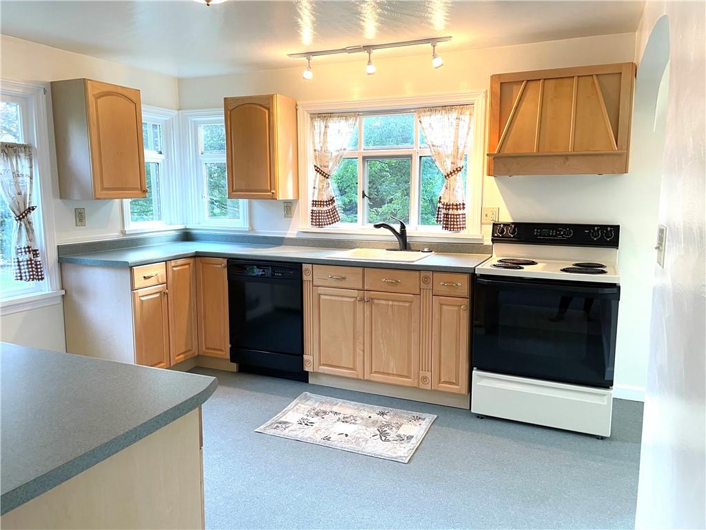 200 North Eberhart Road Butler, PA 16001 - Photo 6 of 24