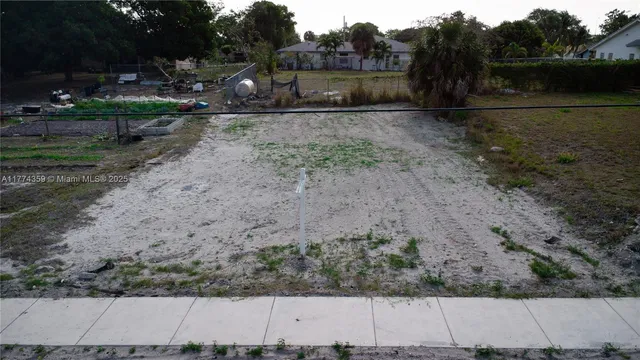 $148,000 | 440 Northwest 1st Terrace, Deerfield Beach, FL 33441